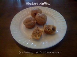 rhubarb-muffins